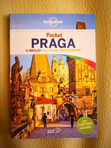 Praga con cartina - con,